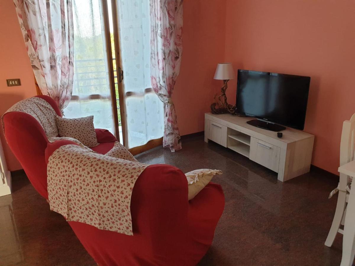 Villa Ferrari Oriella Solignano Nuovo Dış mekan fotoğraf