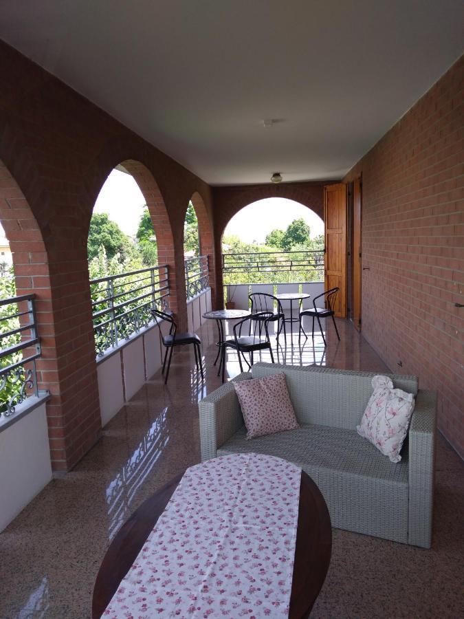 Villa Ferrari Oriella Solignano Nuovo Dış mekan fotoğraf